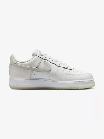 NIKE AIR FORCE 1 '07 LV8