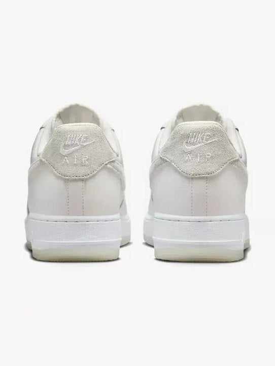 NIKE AIR FORCE 1 '07 LV8