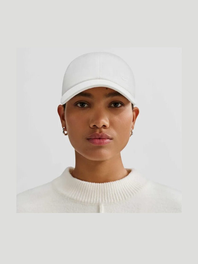 NIKE U NK CLUB CAP U CB SM SWSH L