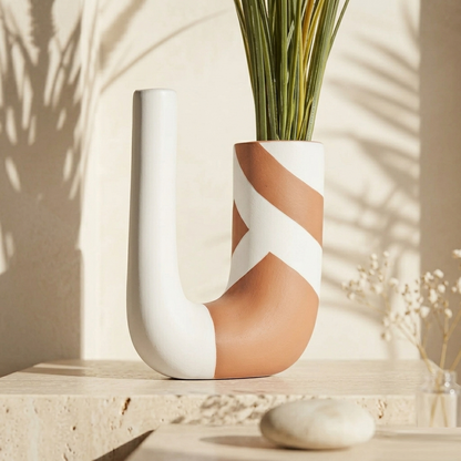 Karaca Home Simple Elegance Decorative Vase 20 cm, 300.22.02.0502
