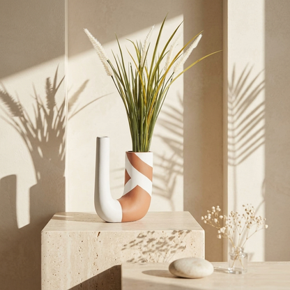 Karaca Home Simple Elegance Decorative Vase 20 cm, 300.22.02.0502
