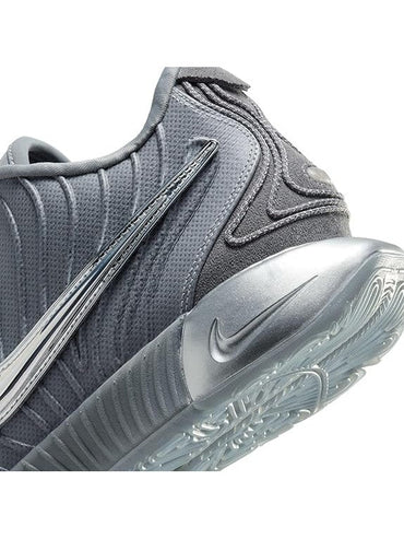 NIKE LEBRON XXI
