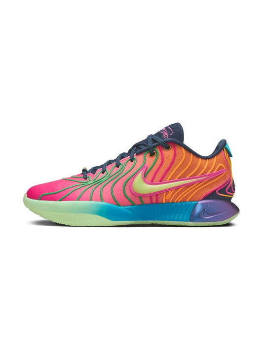 NIKE LEBRON XXI
