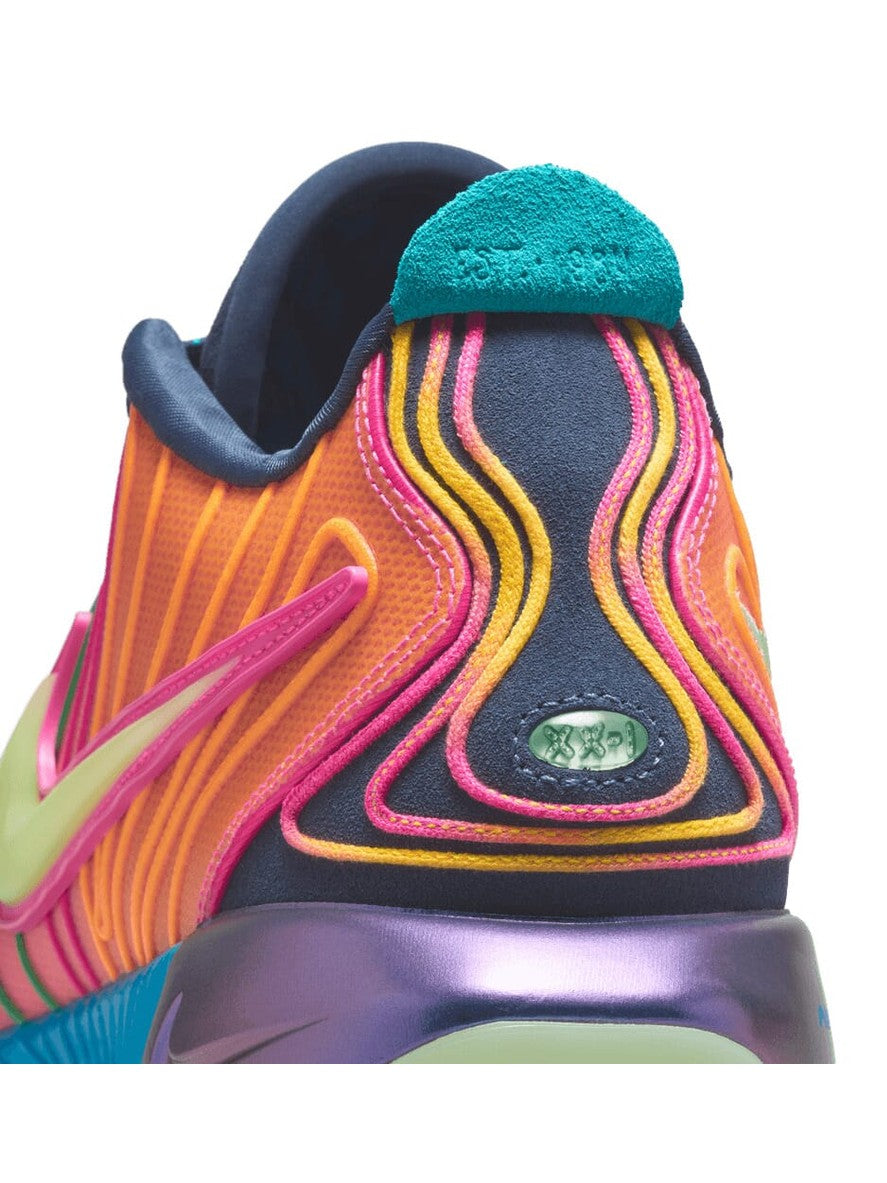 NIKE LEBRON XXI