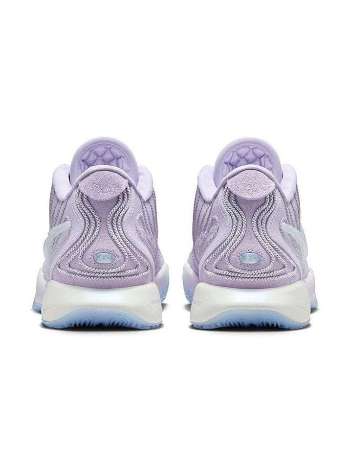 NIKE LEBRON XXI
