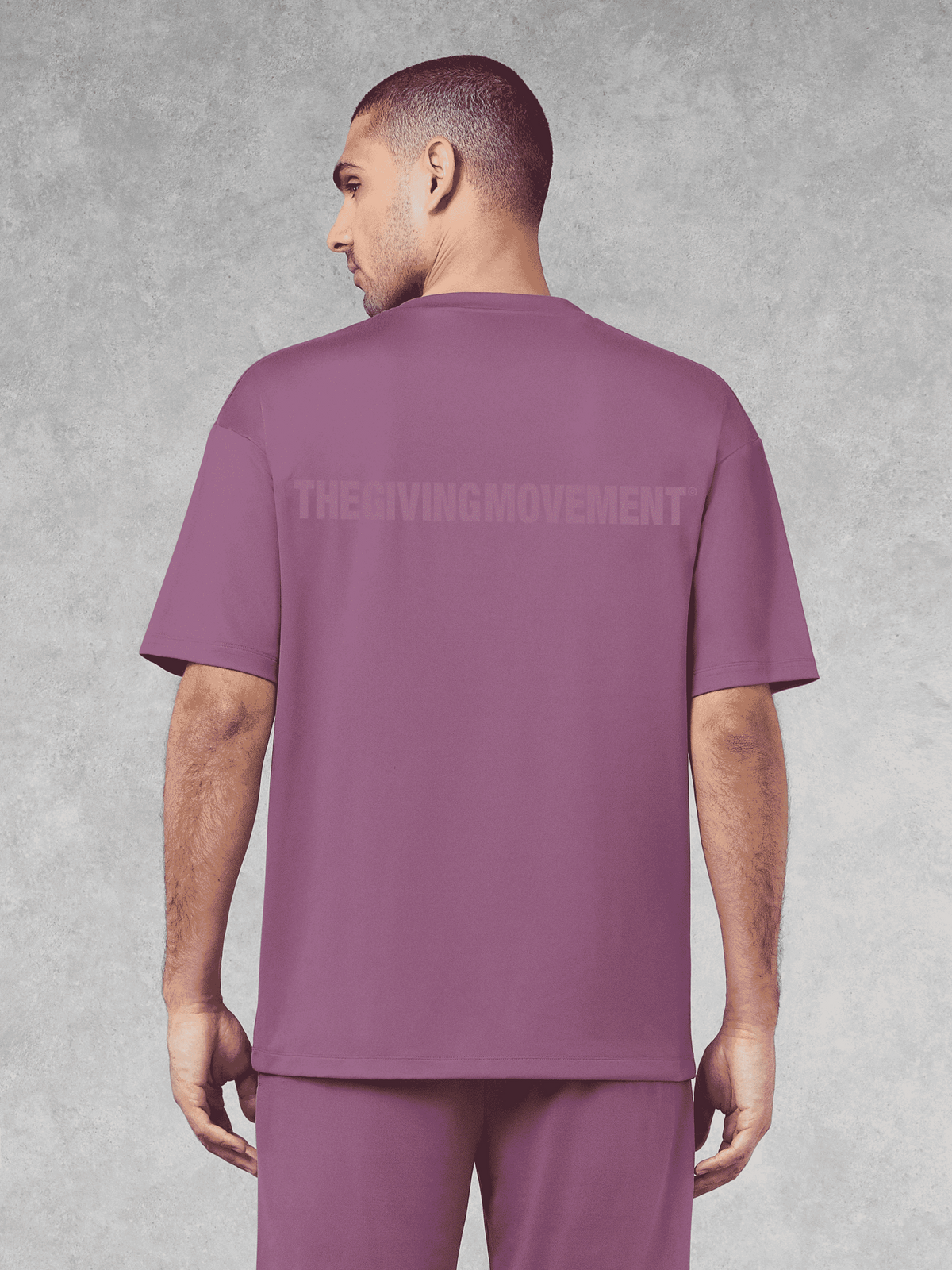 THE GIVING MOVEMENT SOFTSKIN OVERSIZED T- SHIRT