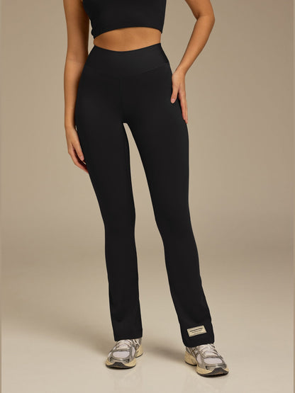 THE GIVING MOVEMENT SOFTSKIN FLARED 30.5 INCH LEGGING