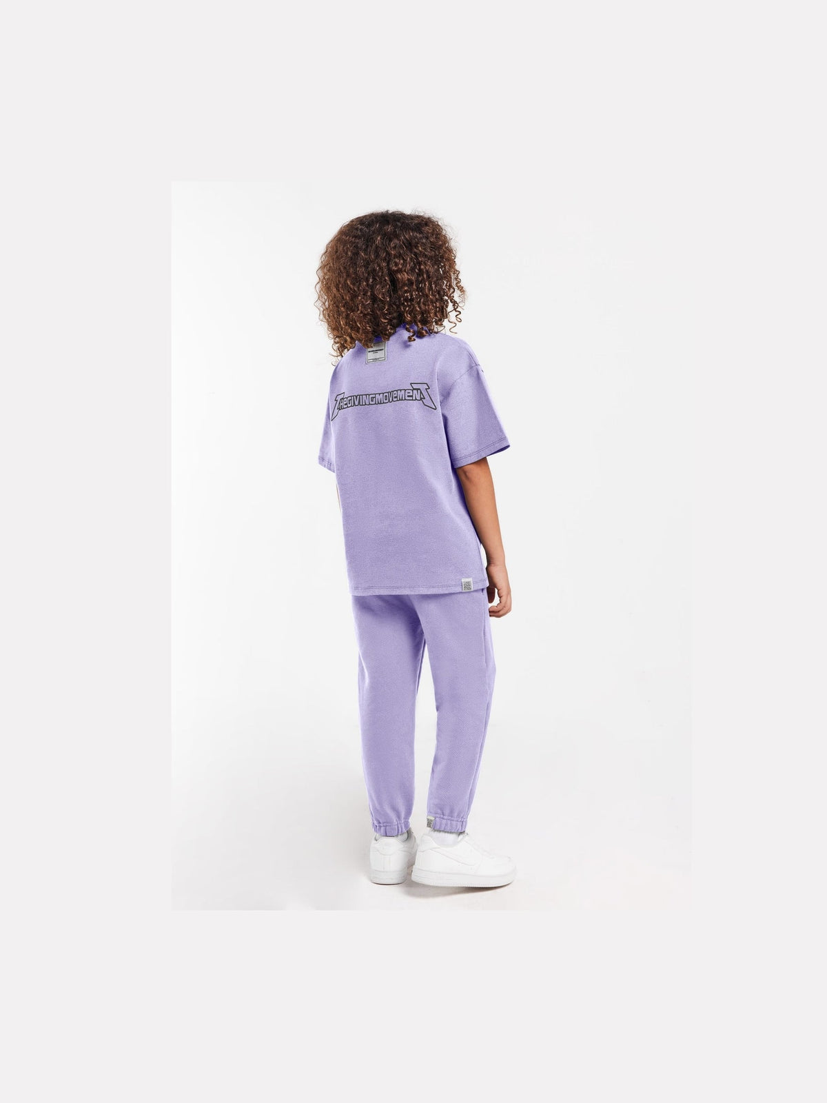 THE GIVING MOVEMENT KIDS JOGGER