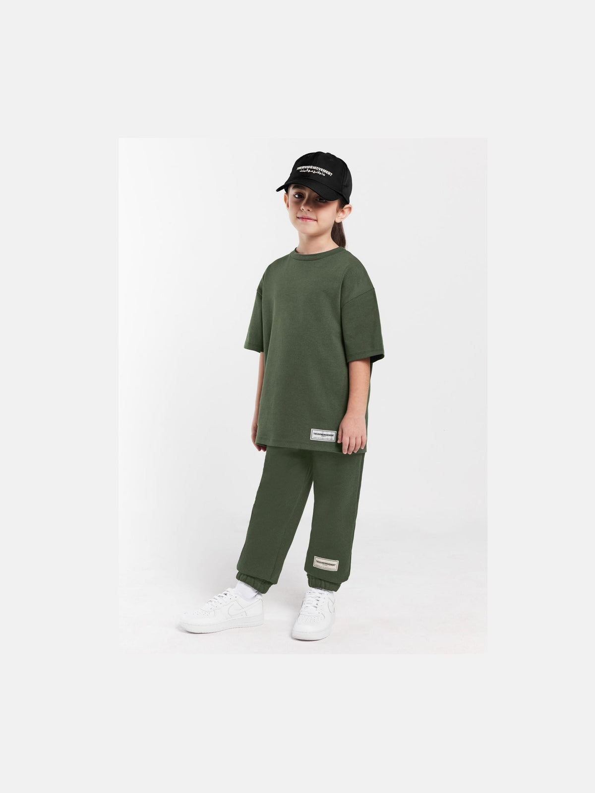 THE GIVING MOVEMENT KIDS JOGGER