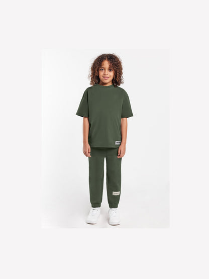 THE GIVING MOVEMENT KIDS JOGGER