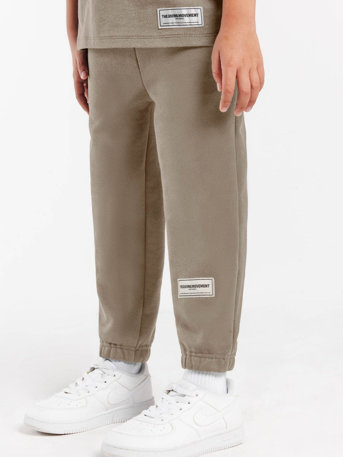 THE GIVING MOVEMENT KIDS JOGGER