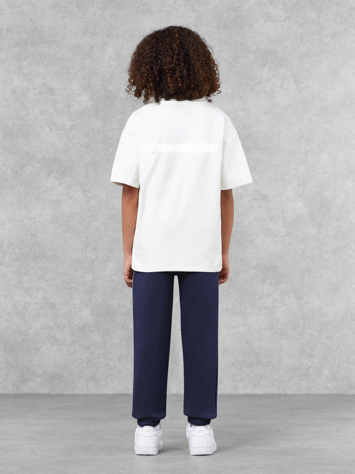 THE GIVING MOVEMENT KIDS JOGGER