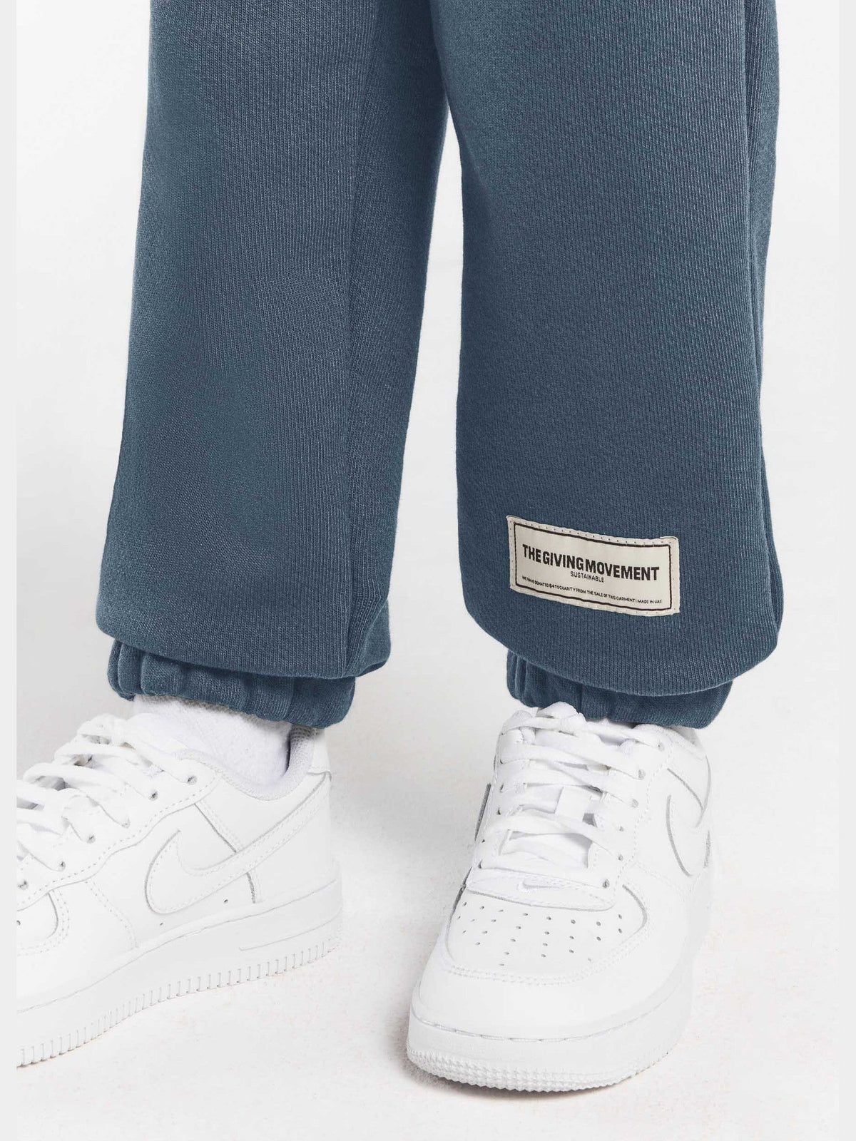 THE GIVING MOVEMENT KIDS JOGGER