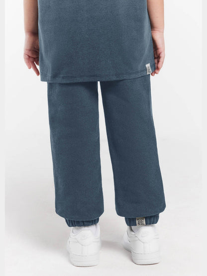 THE GIVING MOVEMENT KIDS JOGGER