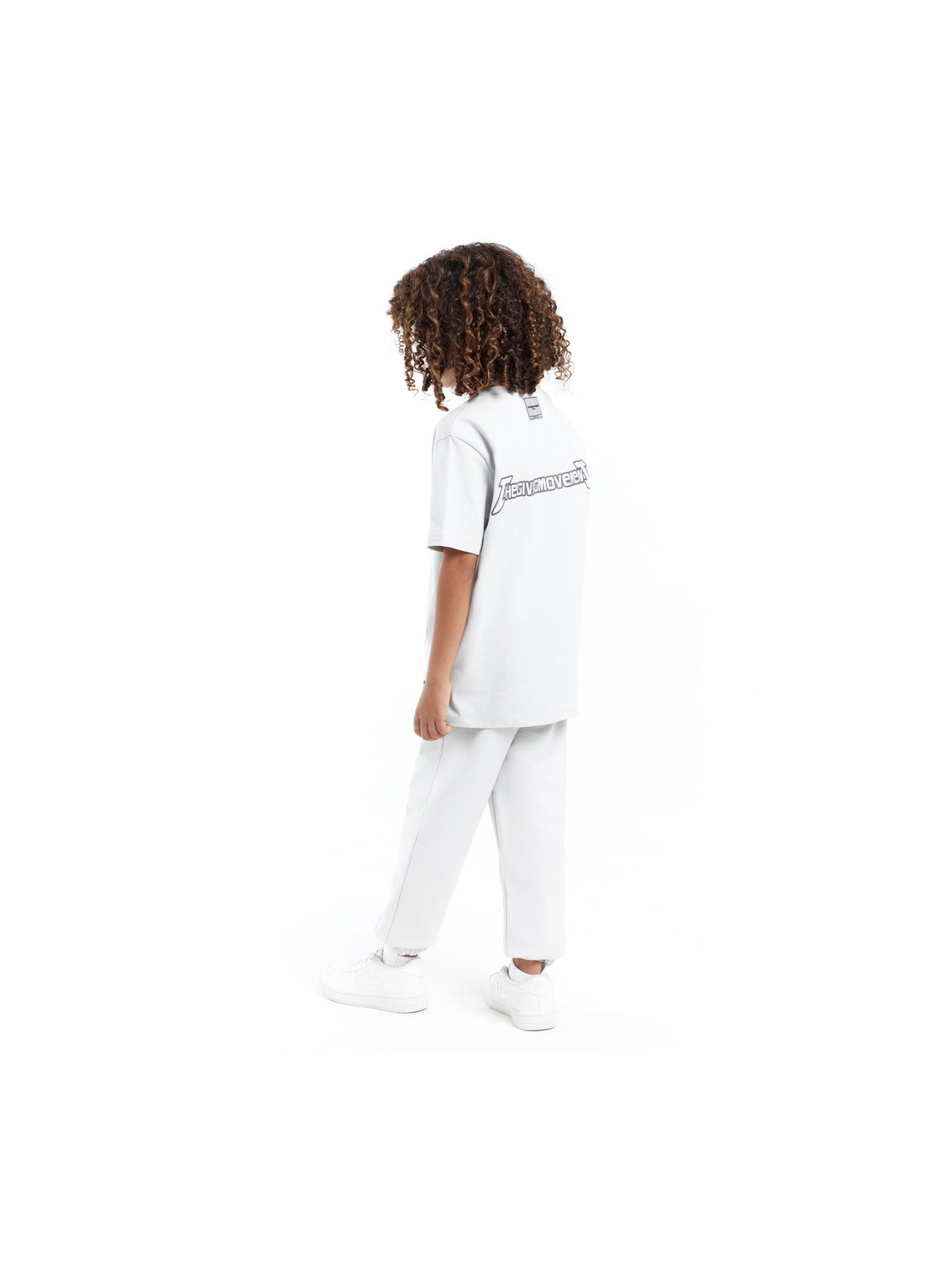 THE GIVING MOVEMENT KIDS REGULAR FIT T-SHIRT