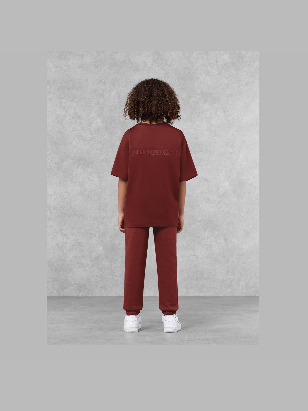 THE GIVING MOVEMENT KIDS SOFTSKIN OVERSIZED T-SHIRT