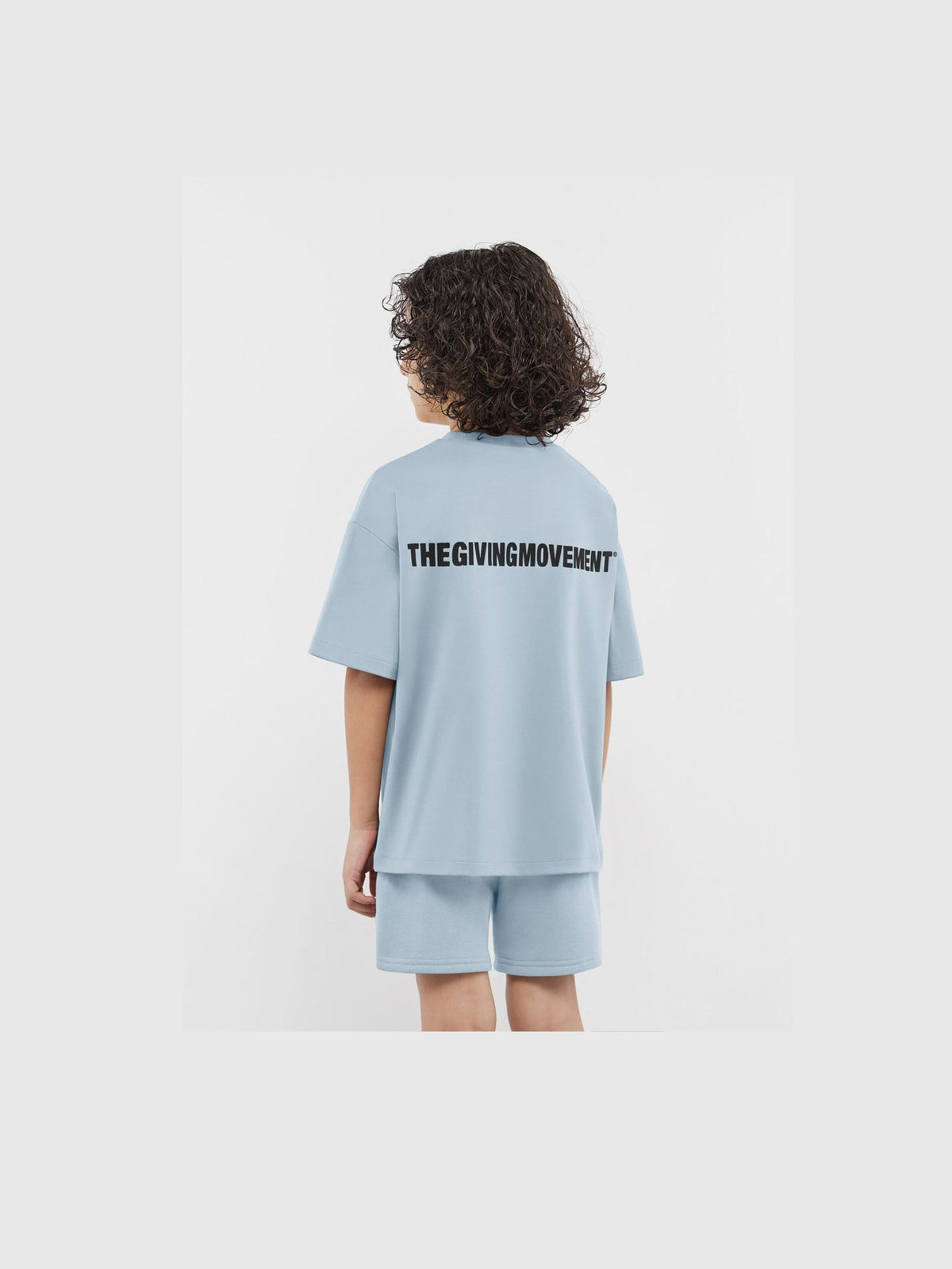 THE GIVING MOVEMENT KIDS SOFTSKIN OVERSIZED T-SHIRT