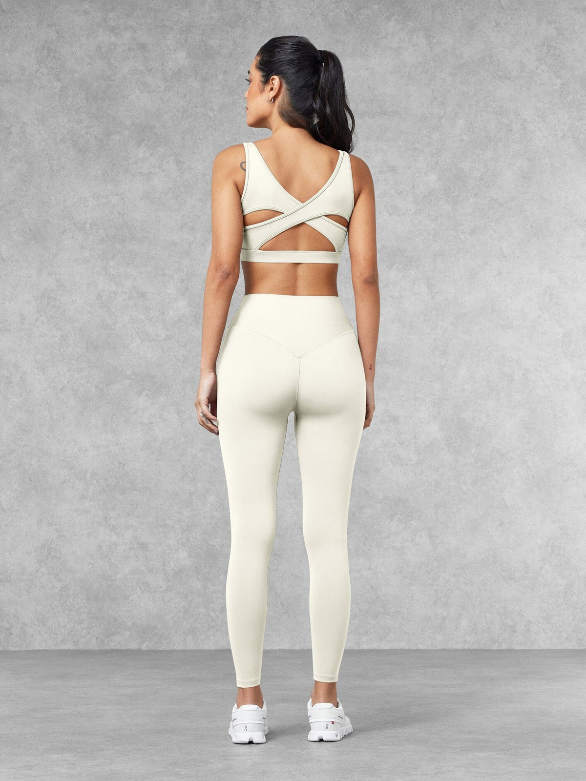 THE GIVING MOVEMENT SOFTSKIN HIGH RISE LEGGINGS 24''