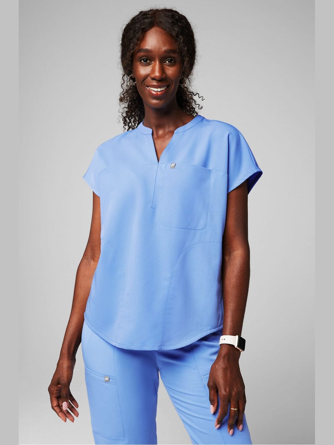 FABLETICS EVOLVE SCRUB TOP