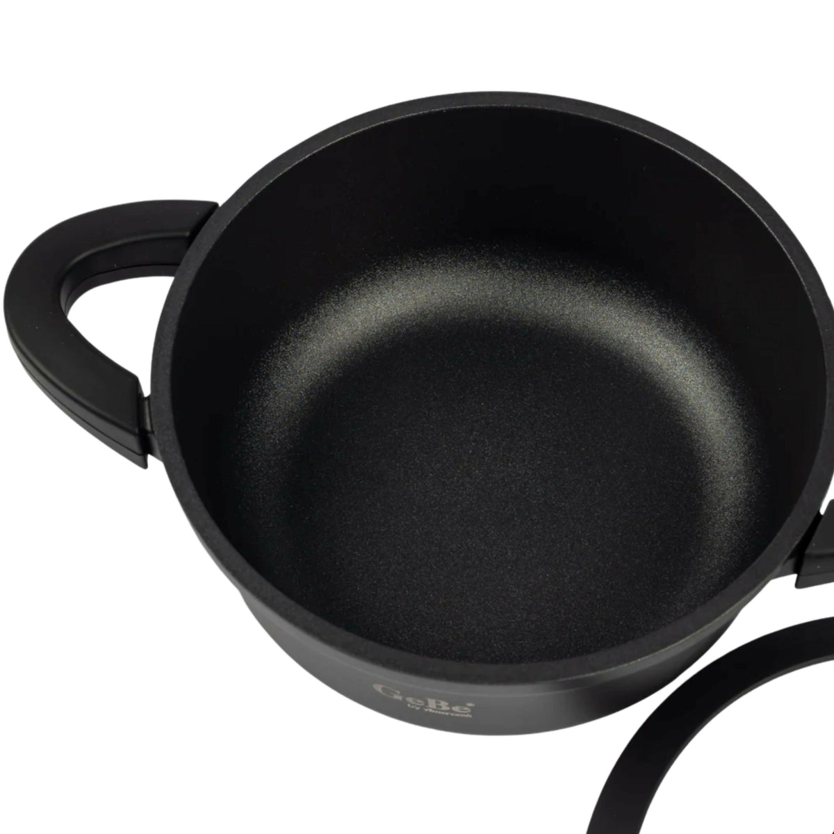 Gebe Pot Casserole 26Cm Non-Stick Die-Cast Coating, With Lid Black