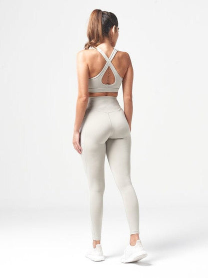 SQUATWOLF ESSENTIAL MEDIUM IMPACT BRA