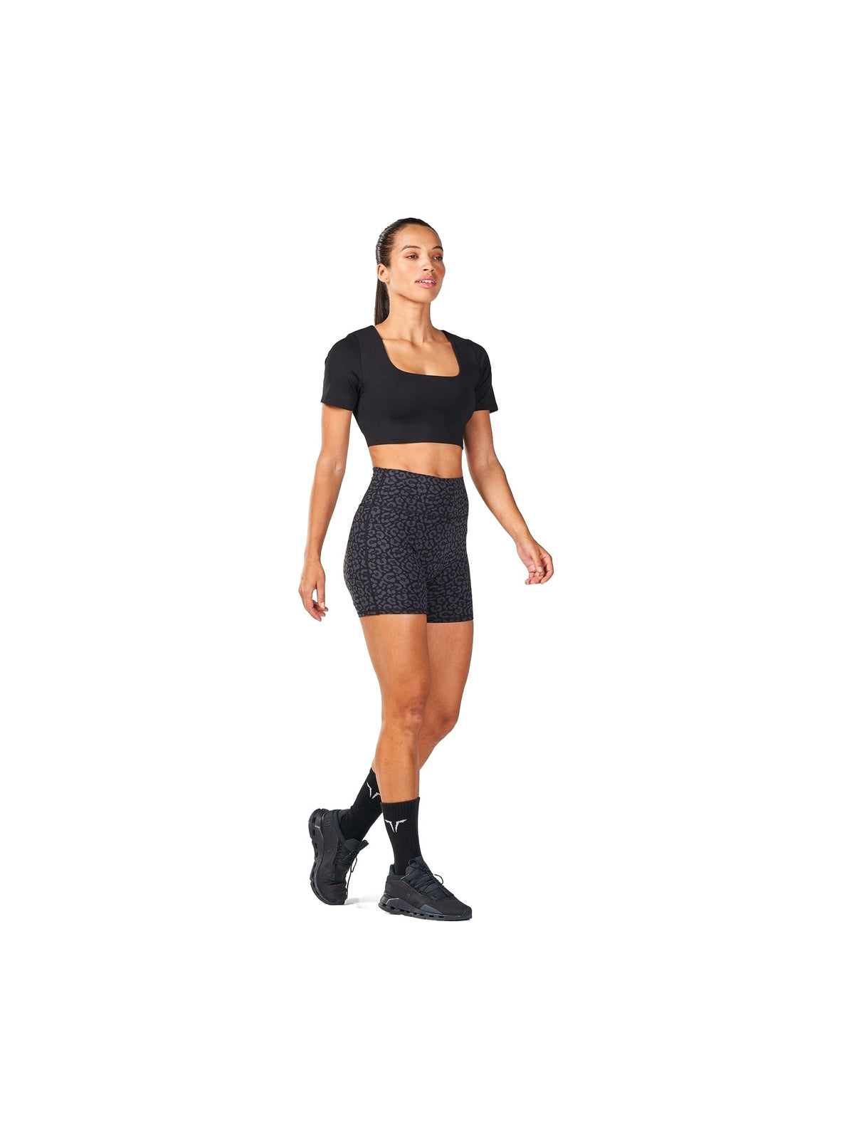 SQUATWOLF HIGH IMPACT BUILT-IN BRA TOP