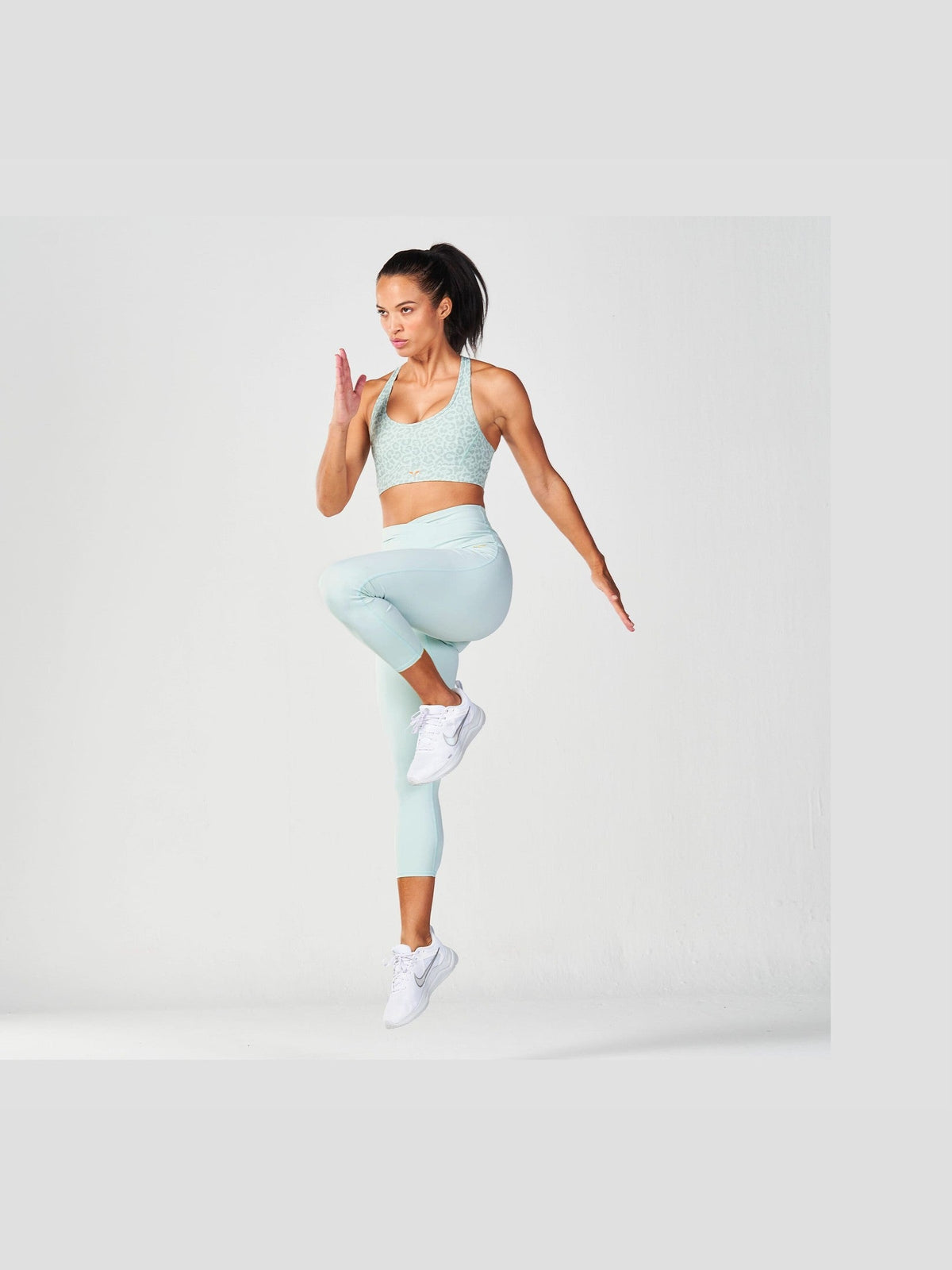 SQUATWOLF CORE ELEVATE BRA