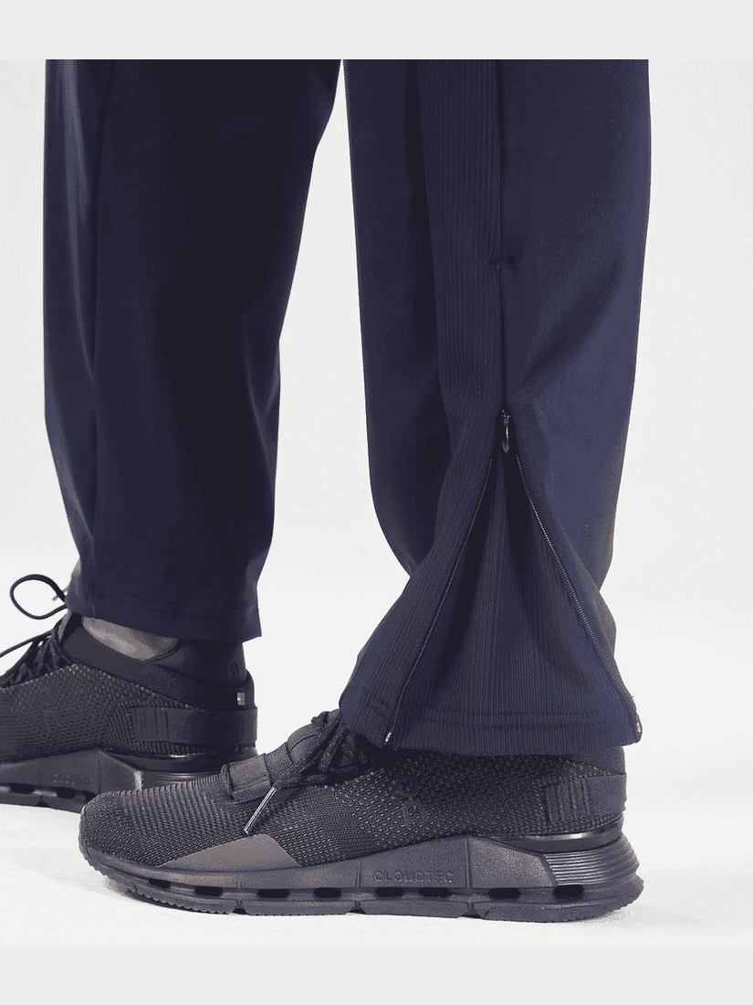 SQUATWOLF CORE FLARE JOGGERS