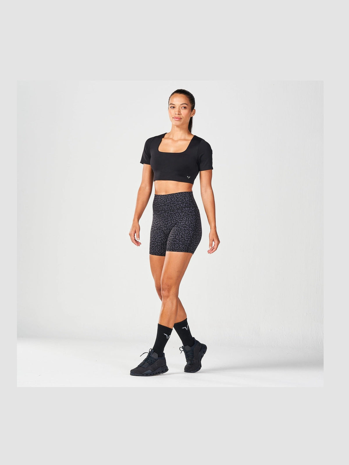 SQUATWOLF UNTAMED 5 BIKER SHORTS