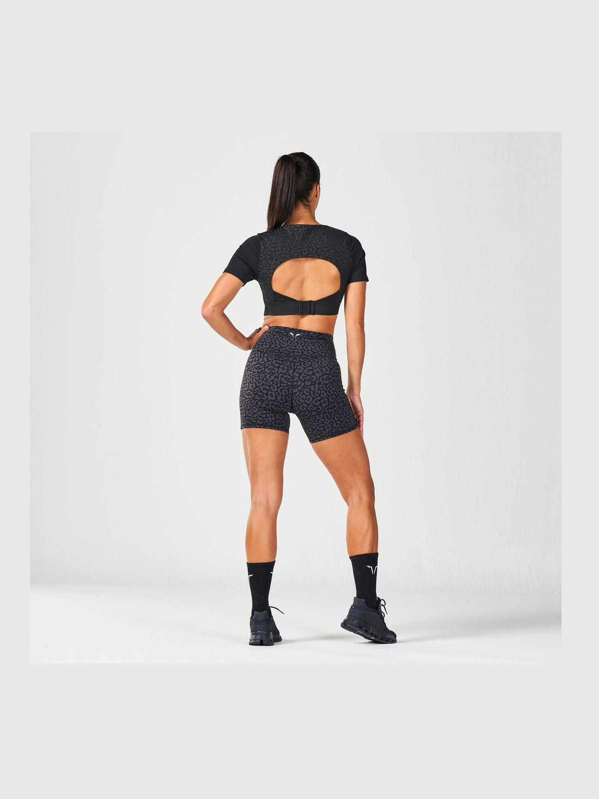 SQUATWOLF UNTAMED 5 BIKER SHORTS