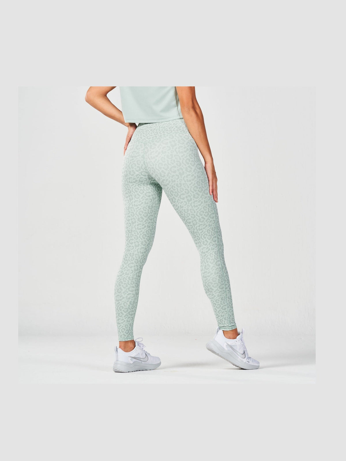 SQUATWOLF CORE AGILE ACT LEGGINGS