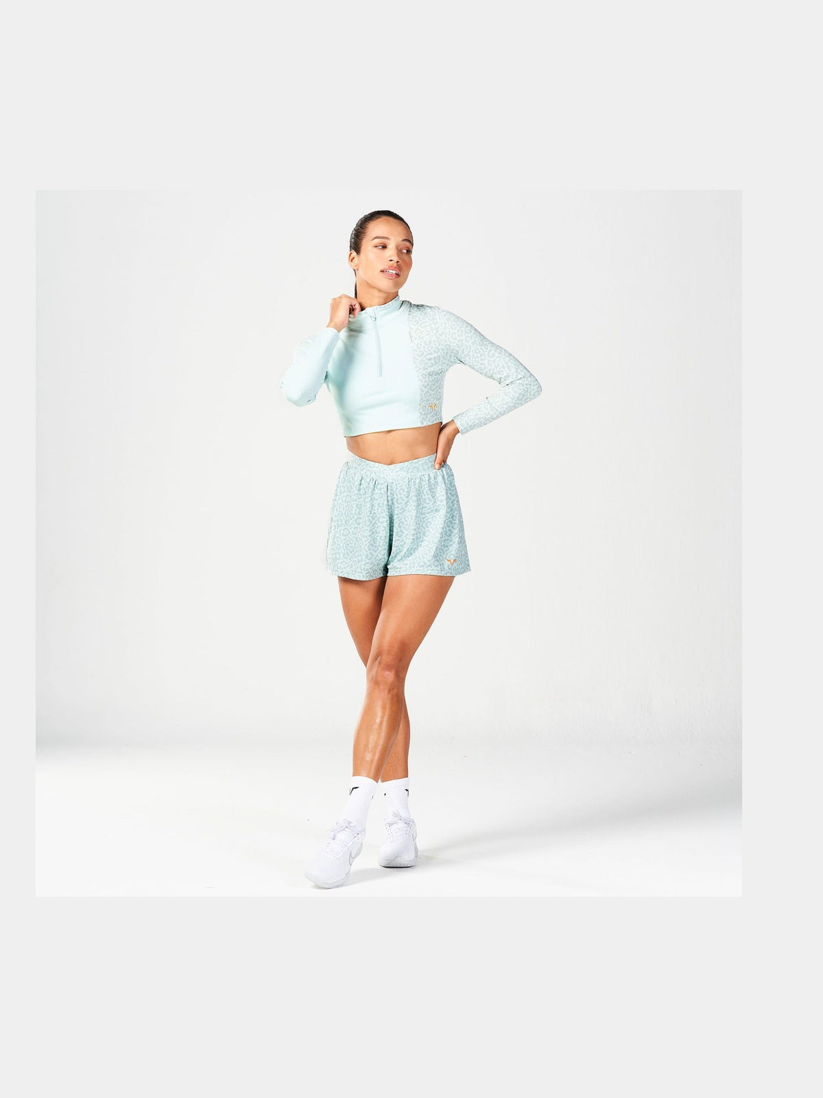 SQUATWOLF QTR ZIP SERPENT TOP