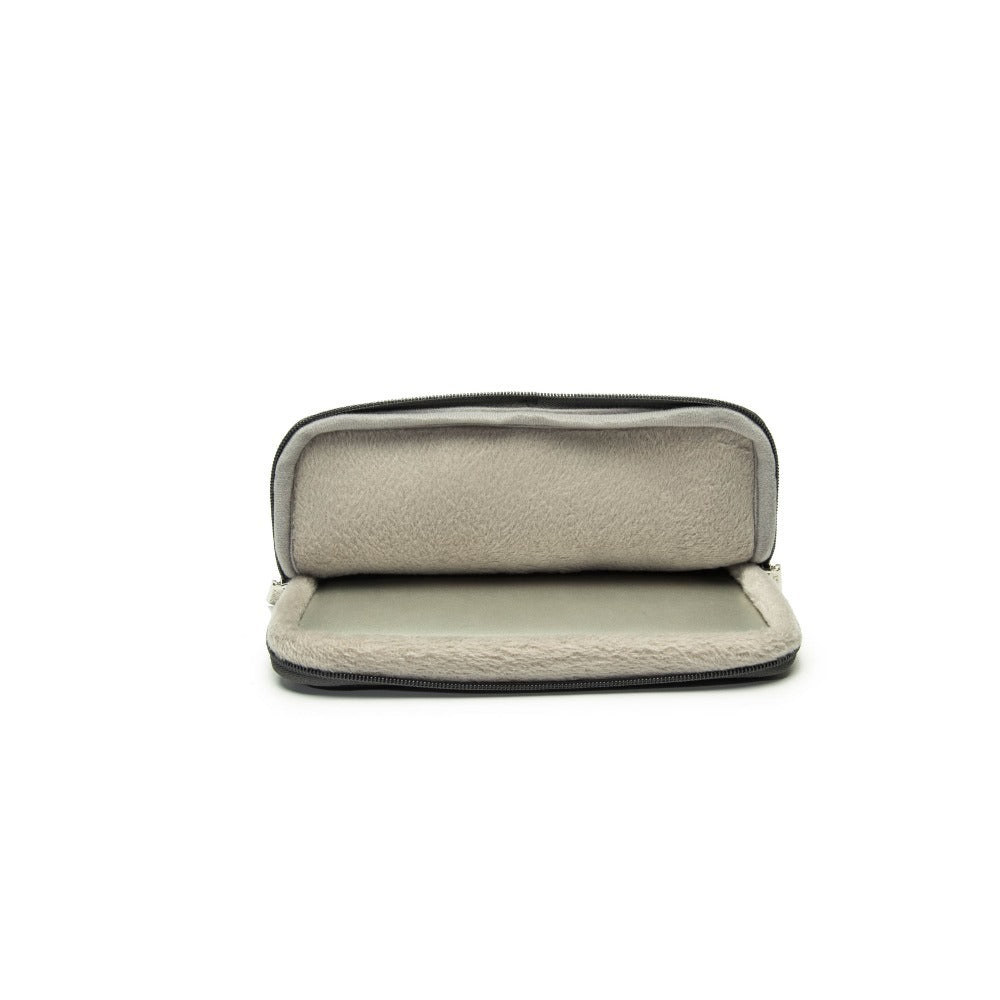 Kinmac, Vertical Design Sleeve Kms420  Black, Vertical Design, Soft Interior Lining & Water-Resistant, Available in Different Sizes