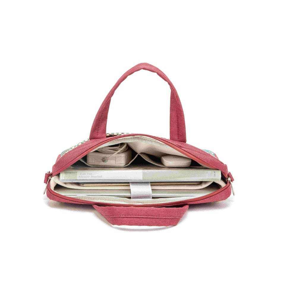 Kinmac, Business Laptop Bag Kmc424 Red Bohemian, Durable And Water-Resistant, Available in Different Sizes