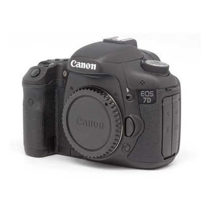 Canon, Eos 7D, 18.0 Megapixels, 18-135Mm Lens Is, 3.0 Inch Screen, 19 Point Autofocus, 1/8000 Shutter Speed, 50-12800 Iso, Black