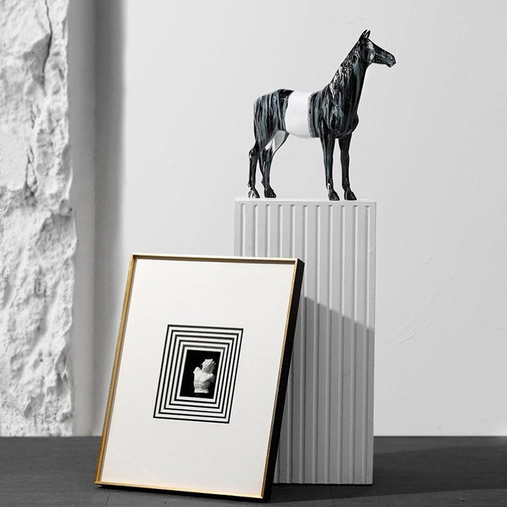 Cool Gift, Handmade Sculptures Resin Crafts, Available in Different Sizes