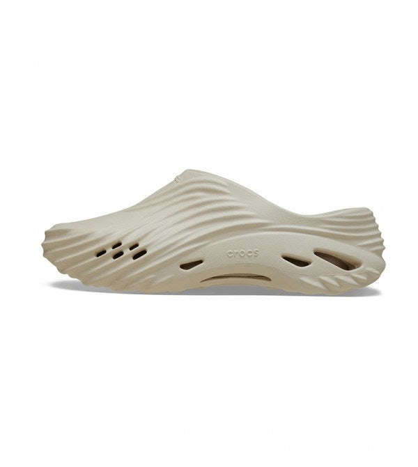 Crocs, Echo Wave Unisex - Sand, Available in Different Sizes