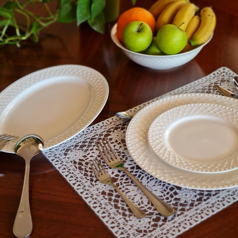 La Perla, New Bone China Salad Bowl 9'(Emb.24Pcs)