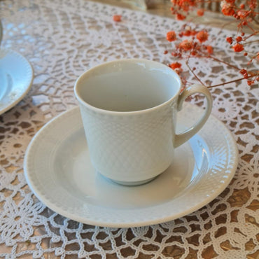 Kuthaya, Zumrut 12Pcs Cup And Saucer Embossed White Porcelain