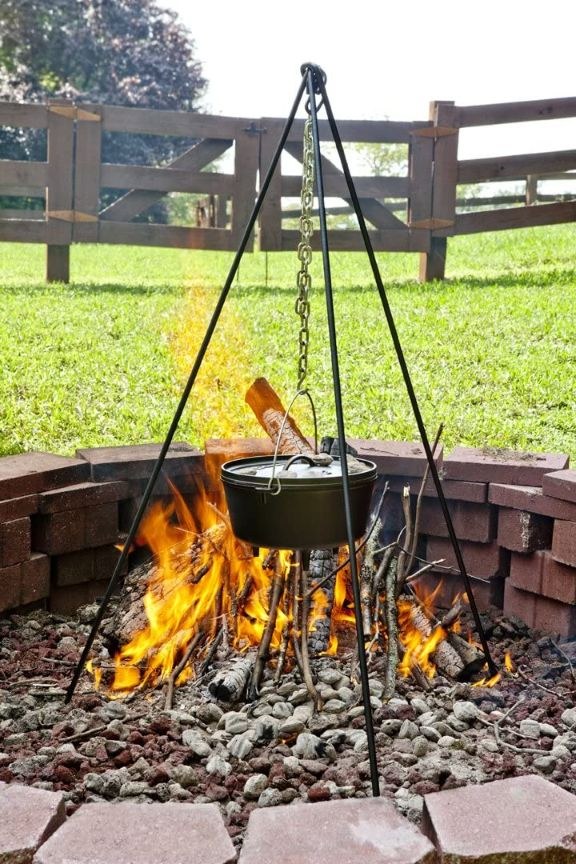 Lodge, Adjustable Camp Tripod