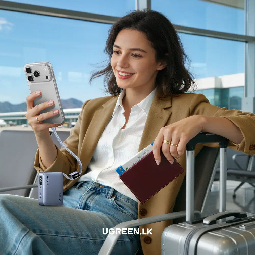 UGREEN 10000mAh 33W Ultra-Compact Power Bank with Built-in Cable - PB584 75173B