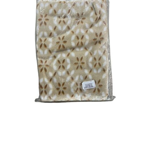 Windsor, Pillow Case Polar Fleece Printed (White & Brown)